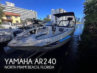 2018 Yamaha AR240