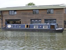 CAPARINA • 57ft 0in, Cruiser Stern, 2+2 berths