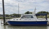 CHANNEL ISLANDS 32 .    DUCHESS OF HELFORD