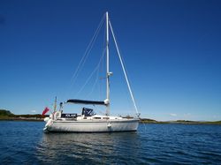 Westerly Ocean 33  with Comprehensive Sail Wardrobe and Inventory