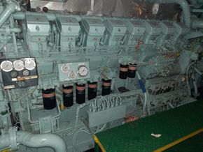 mitsubishi s16r ship engine used