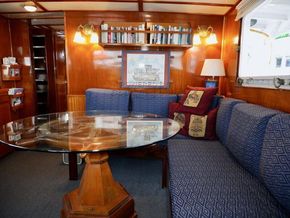 Southern Marine Malahide Trawler Yacht Pilothouse - Saloon