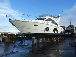2012 Sealine T50