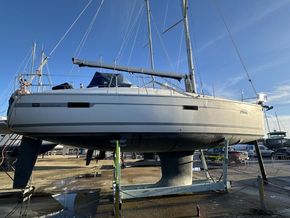 2011 Bavaria 36 Cruiser  4