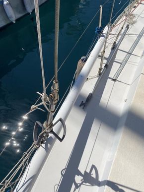 Extra stay to roller furling joint