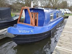31ft Victory Narrowboats cruiser stern