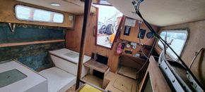 Saloon seating & berth