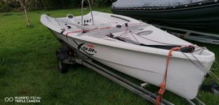 Xenon dingy good condition with road and launching trailer for sail