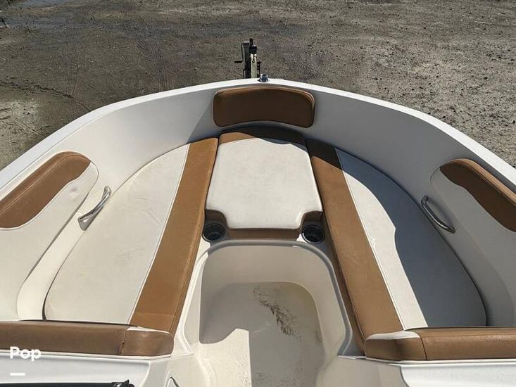 2021 Bayliner vr5