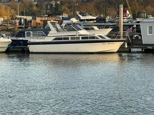 Residential Fairline Phantom 32
