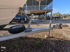 2004 Boston Whaler 240 Outrage