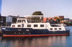 ex Board vessel, great Live aboard