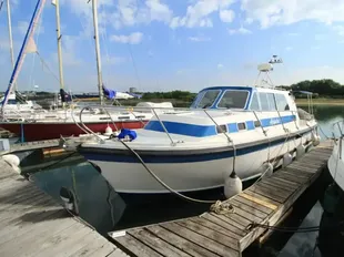 1990 Aquastar Ocean Ranger 33