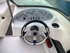 Bayliner 175 GT Bowrider - Helm