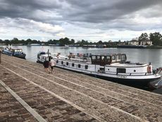 Charming well maintained 26m Luxe Motor fully converted ready to go