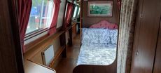 7 berth narrow boat.