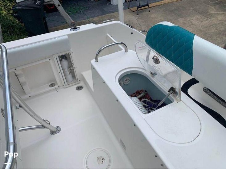 2014 Century 2200 center console