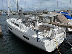 2021 Beneteau