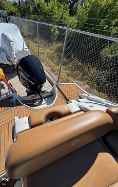 2023 Crownline E235XS