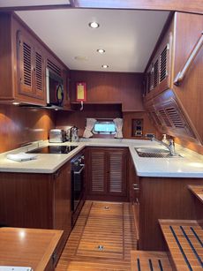 Trader 575 Signature