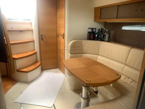Fairline Targa 44 Open top - Looking Aft