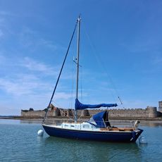 Halcyon 27, in commission