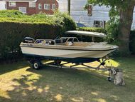 SeaRay 14ft Dory with road trailer