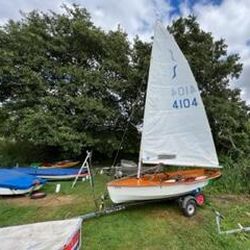 Solo Dinghy 4104