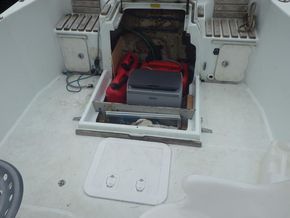 Engine bay, windscreen stored