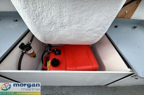 Hardy PH 17 - fuel tank