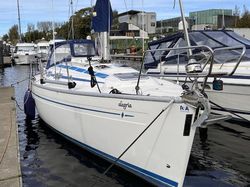 BAVARIA 34 - GORGEOUS,well cared for,lightly used £45000