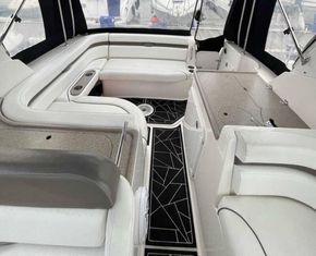 2008 Rinker 280 Cabin Cruiser 11
