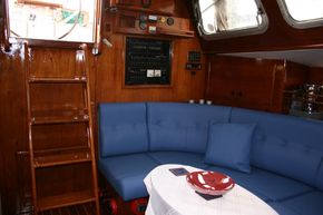 Saloon 3