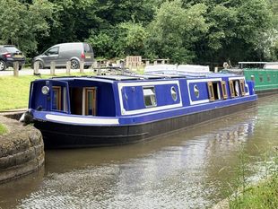 60' x12' 2012 John White Boat Builders 2 bed widebeam