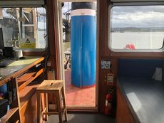 WELL MAINTAINED SINGLE SCREW TUG FOR SALE