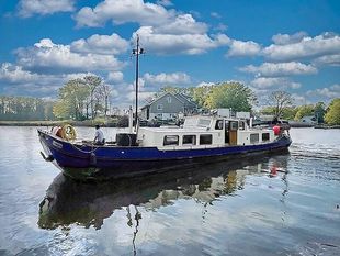 Hagenaar motor ship for sale