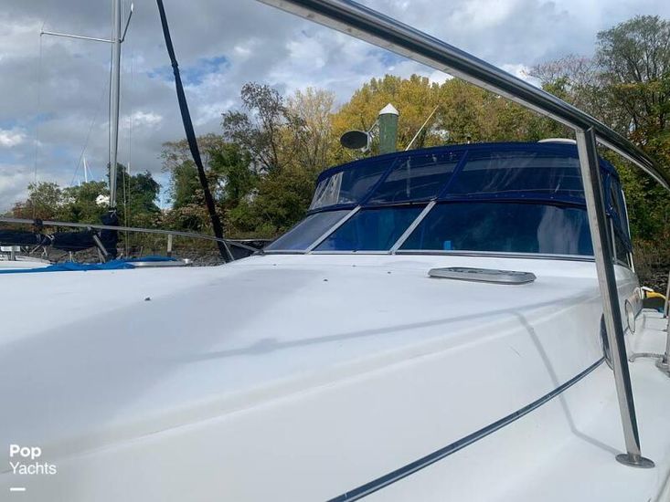 1999 Rinker fiesta vee 330