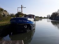 Piper 57N dutch barge