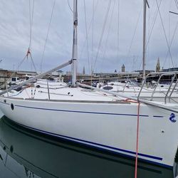 2001 Beneteau First 211