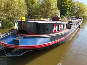 Dutch Barge 24m with Thames mooring  - Exterior