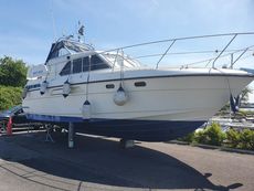 Broom 33