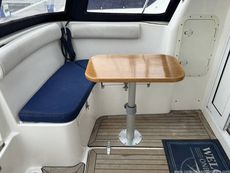 2000 Hardy Marine 32 Commander