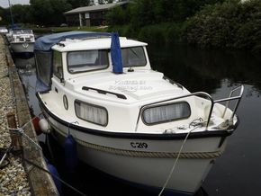 Hardy 20 Motor Sailer - Exterior