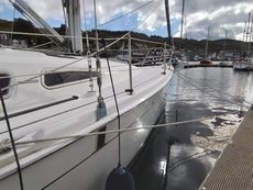 Hunter Legend 38 2007 bilge keel Perfect