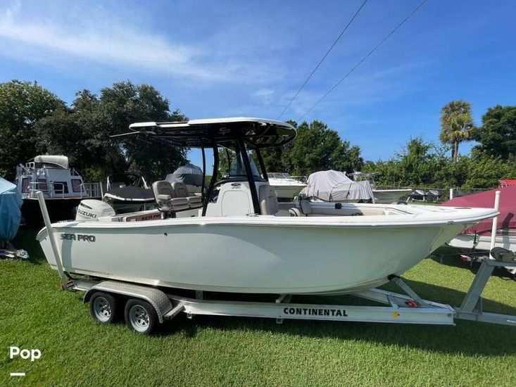 2021 Sea Pro 239 sport