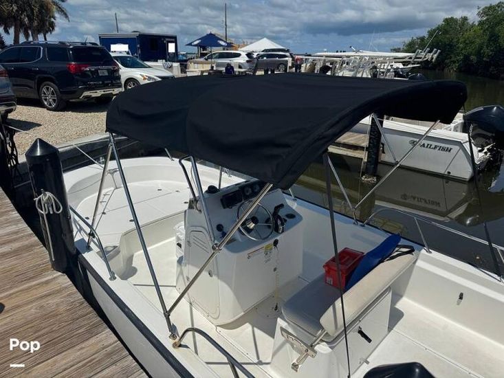 2023 Boston Whaler montauk 190