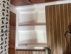 Beautifully maintained Dufour 32 Classic wheel steering shoal draft