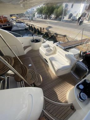 Azimut 52