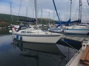 1984 Moody 27