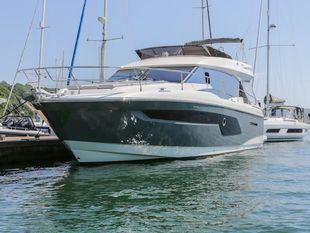 2022 Prestige 520
